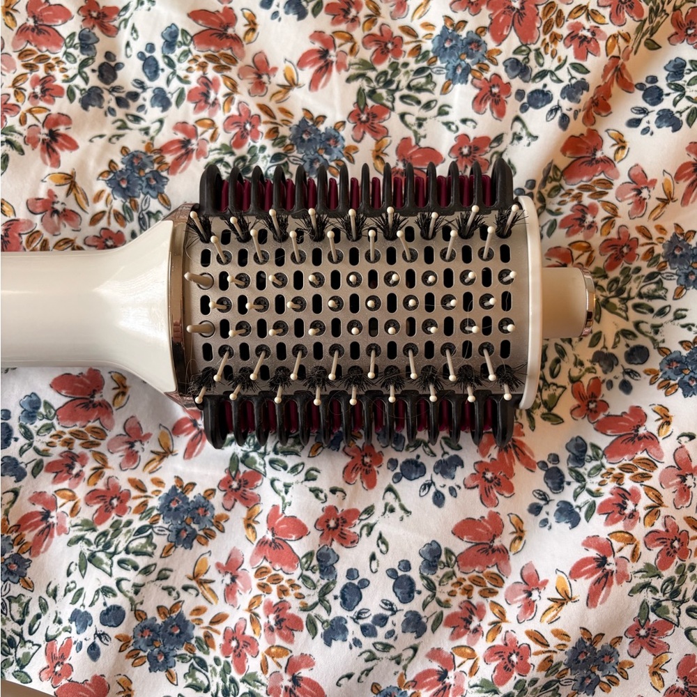 Professional Ceramic Hair Styling Brush - White and Black